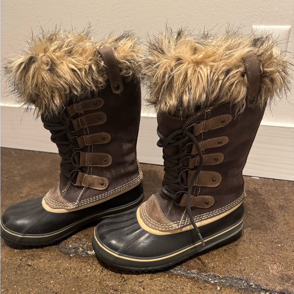 Sorel Joan of Arc winter boot , size 8